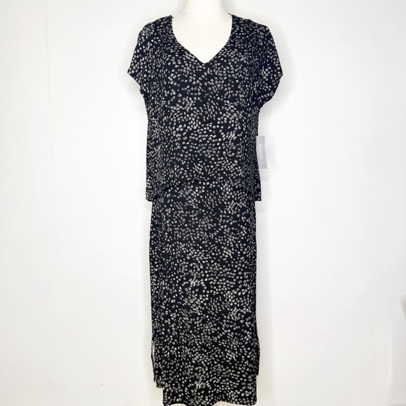 Chico’s 1 Black and White Floral Dress Size 8 Medium NWT - Picture 1 of 8